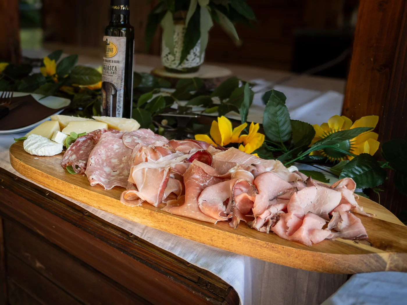 Tagliere di salumi e formaggi